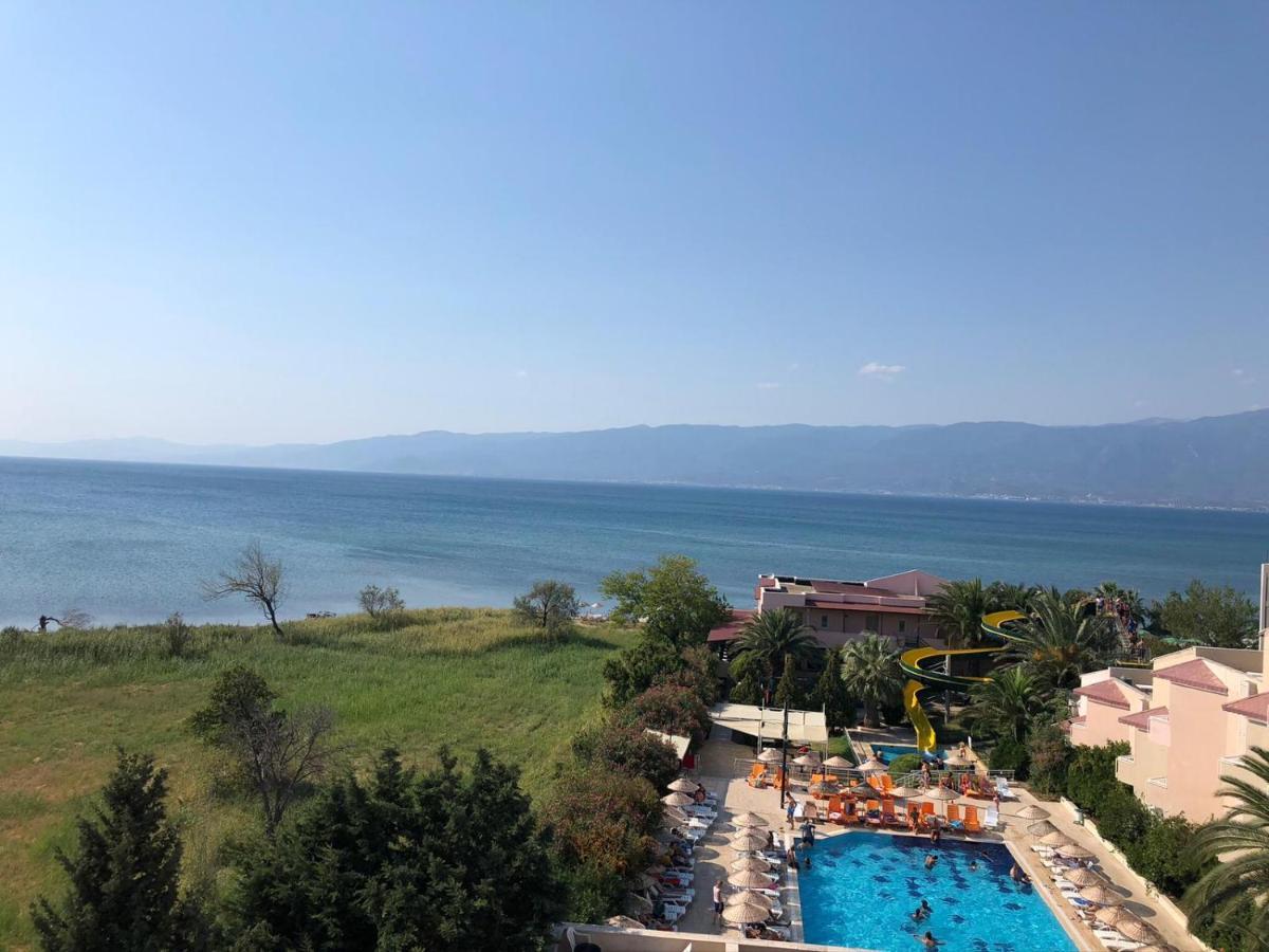 Afytos Oeren Park Mtk Hotel ภายนอก รูปภาพ