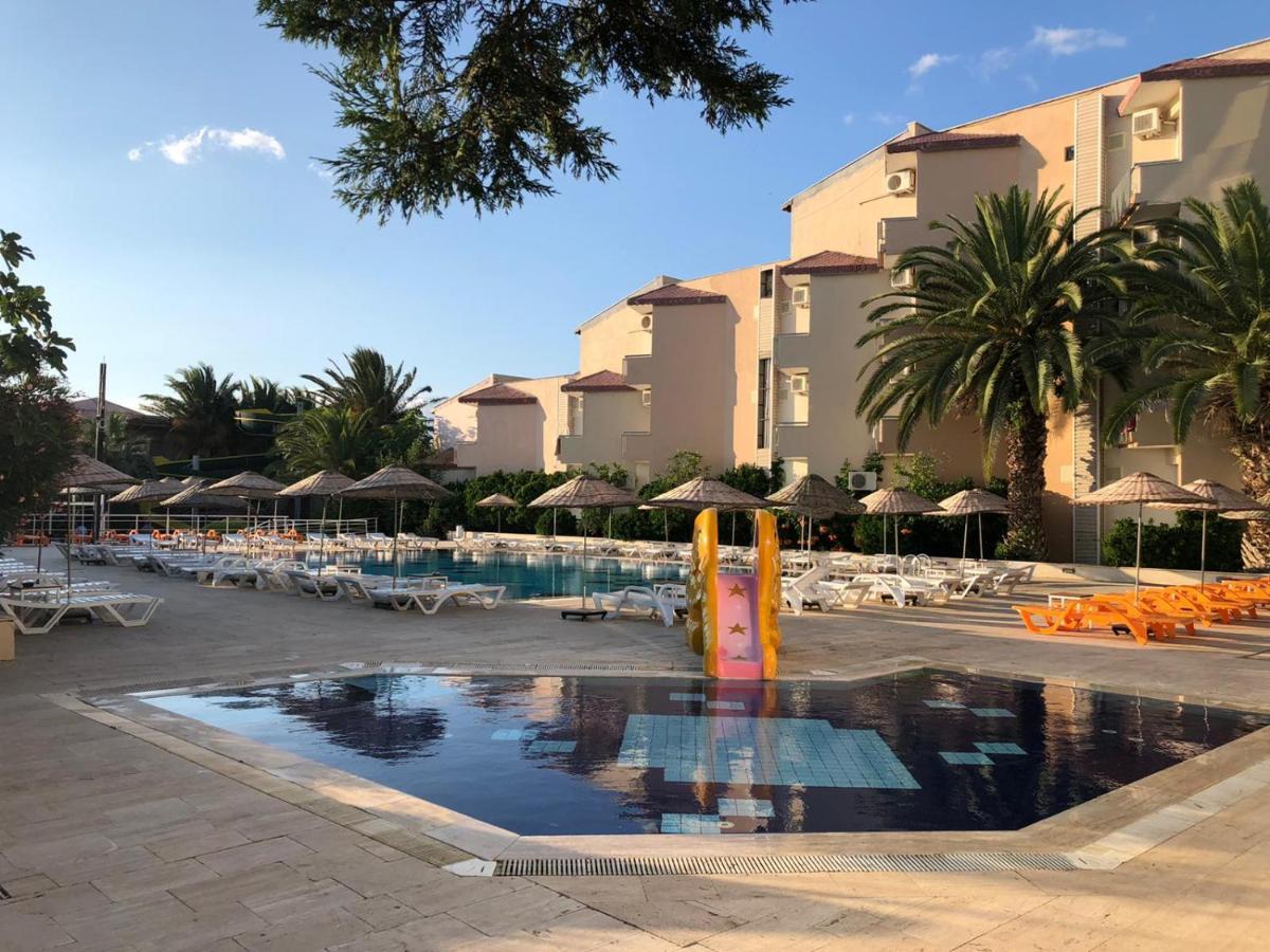 Afytos Oeren Park Mtk Hotel ภายนอก รูปภาพ