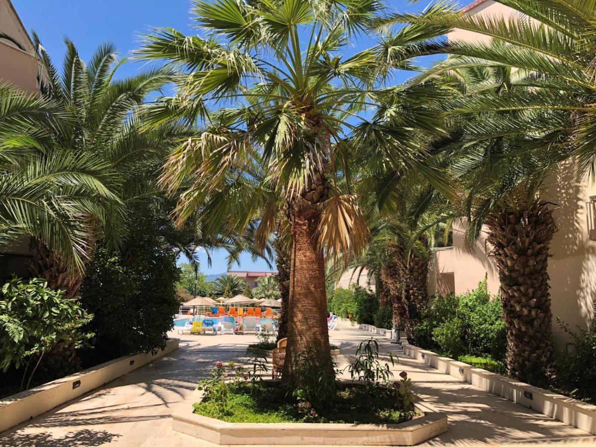 Afytos Oeren Park Mtk Hotel ภายนอก รูปภาพ