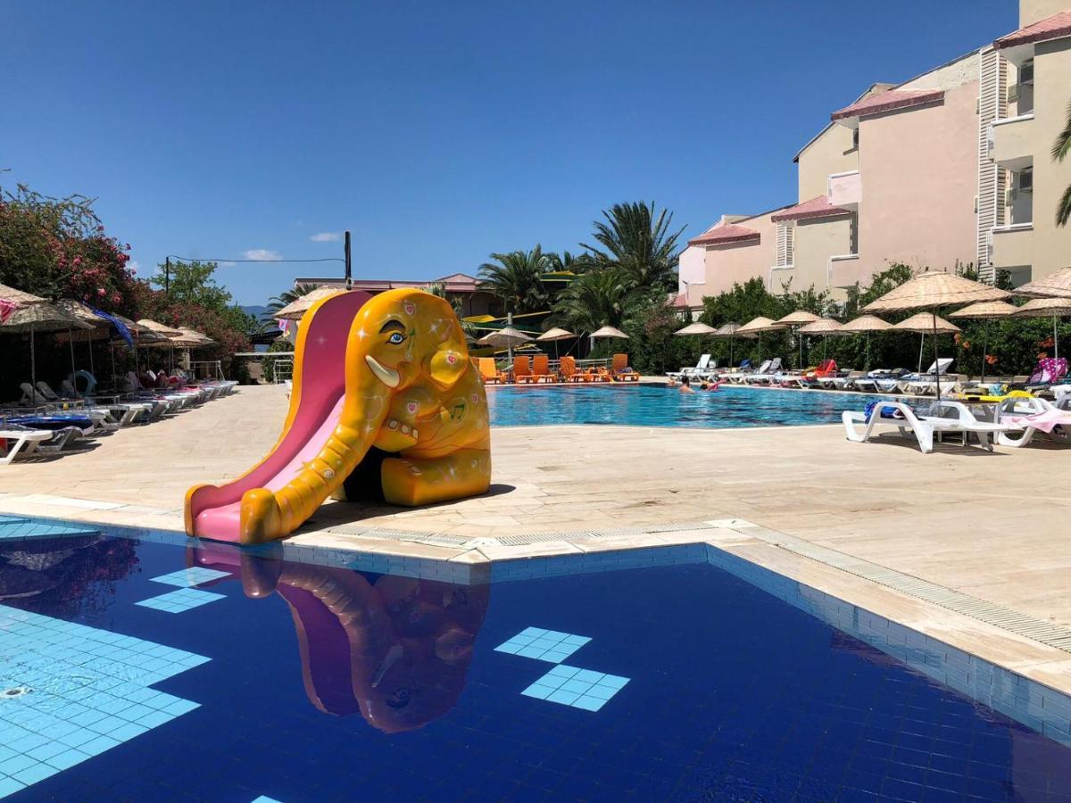 Afytos Oeren Park Mtk Hotel ภายนอก รูปภาพ