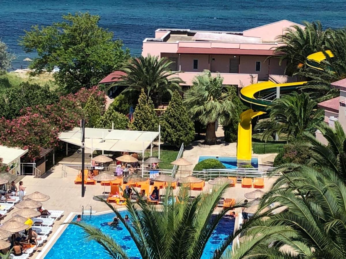 Afytos Oeren Park Mtk Hotel ภายนอก รูปภาพ