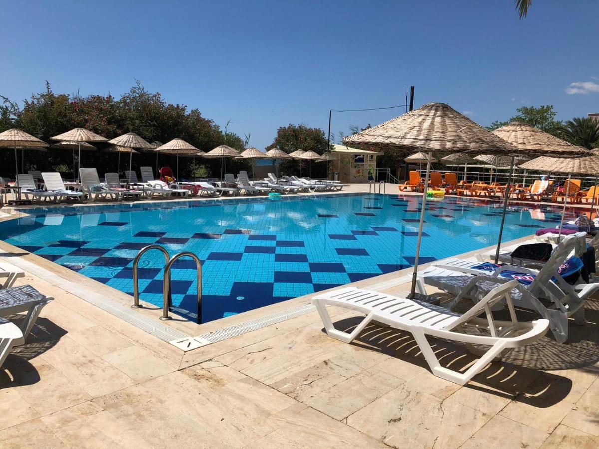 Afytos Oeren Park Mtk Hotel ภายนอก รูปภาพ